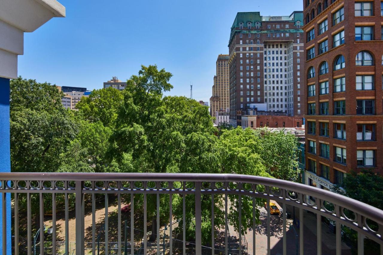 Springhill Suites Memphis Downtown Exteriér fotografie