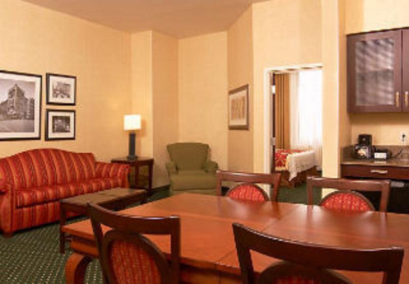 Springhill Suites Memphis Downtown Exteriér fotografie